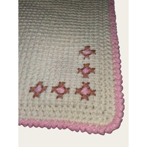 Set Of 4 Handcrafted Crochet Placemats Pink Brown Flower Design - Picture 6 of 8